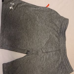Underarmour grey and black shorts